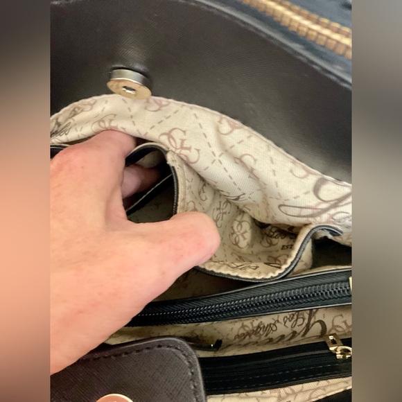 GUESS Huntley Black Cali Satchel - Picture 7 of 15